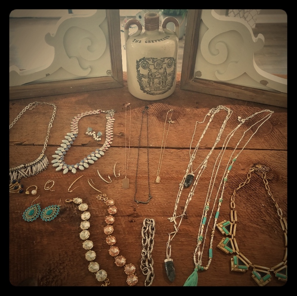 STELLA AND DOT retired lot